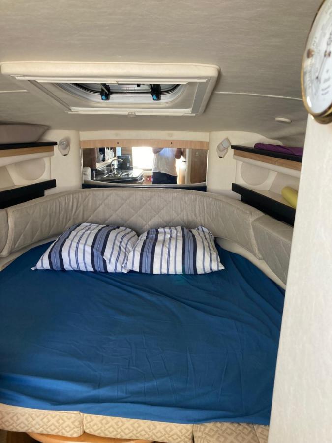 Hotel Hebergement Insolite Sur Un Bateau A Quai La Londe-les-Maures Exterior foto